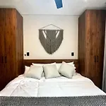 Comfy Plounge Pool Studio